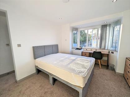 Room in a Shared House, Harborne Lane, B29