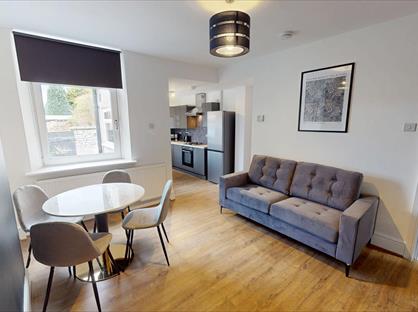 Room in a Shared House, Liverpool Road, M30