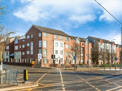 3 Bed Flat, Sugar Mill Square, M5