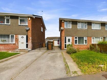 3 Bed Semi-Detached House, Neston Drive, NG6