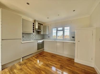Studio Flat, Goston Gardens, CR7