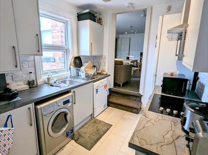 6 Bed Maisonette, Wolseley Gardens, NE2