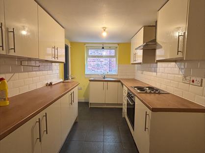 2 Bed End Terrace, Egton Street, HU8