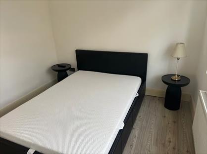 Studio Flat, Gunnersbury Lane, W3