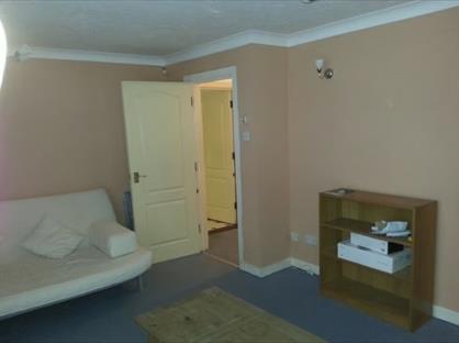 1 Bed Flat, Hudson Yard House, SE16