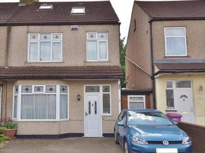 4 Bed Terraced House, Barkingside, IG6