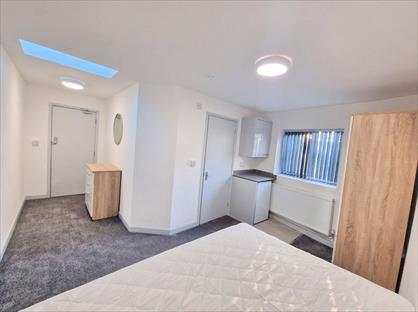 Room in a Shared House, Vicarage Road, B14