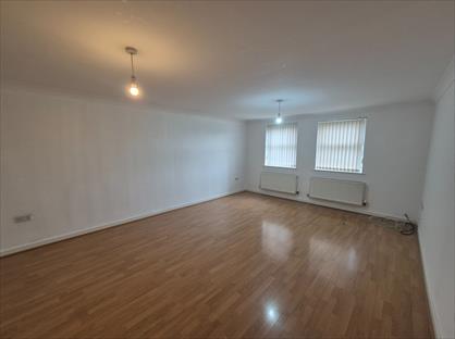 2 Bed Flat, East Prescot Road, L14