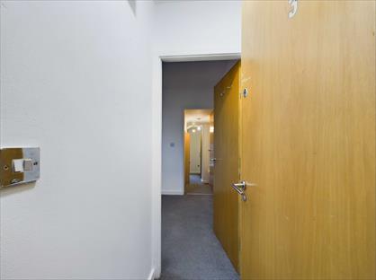 1 Bed Flat, Crompton Street, DE1