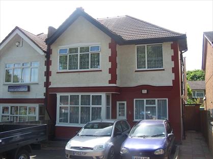 1 Bed Flat, Chinbrook Road, SE12