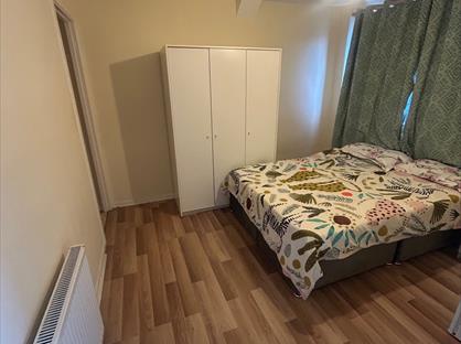 Room in a Shared House, Gaylor Road, RM18