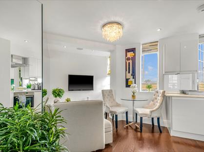 1 Bed Flat, Sloane Avenue, SW3