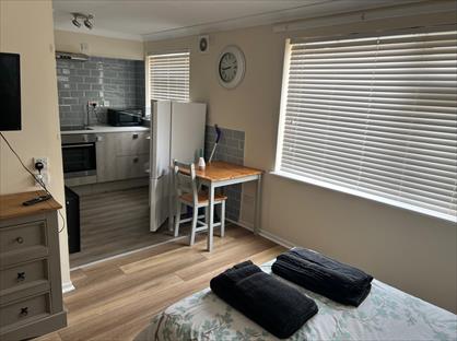 Studio Flat, Pipit Close, DT3