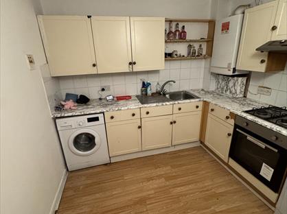 1 Bed Flat, St. Pauls Avenue, SL2