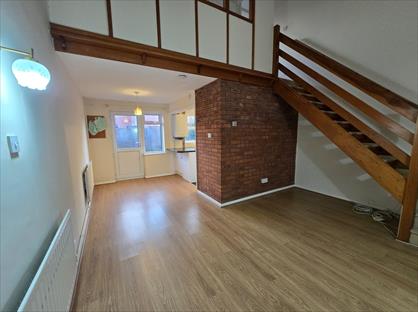 1 Bed End Terrace, Chatton Close, RG6