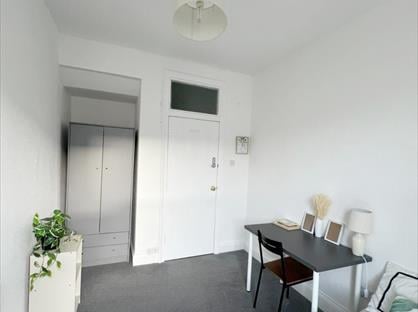 7 bed room for rent in Room in a Shared House, Newcastle, NE6