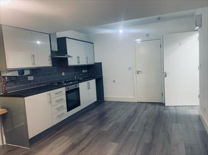 Studio Flat, Melbourne House, LE2