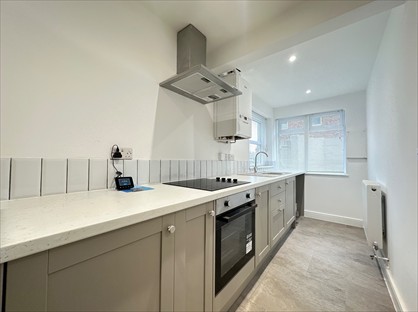 1 Bed Flat, Ashton Street, BA14