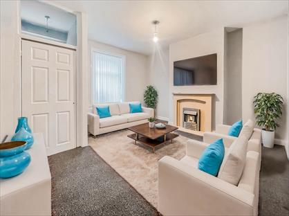 4 Bed Terraced House, Harwood Street, BB3