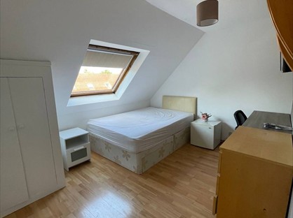 Room in a Shared House, Langcliffe Drive, MK13