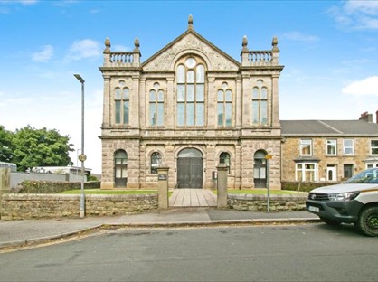 2 Bed Flat, The Sanctuary, TR15