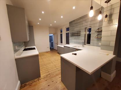 4 Bed Terraced House, Priory Avenue, M7