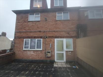 Studio Flat, School Parade, UB9