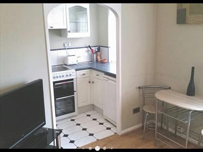 1 Bed Flat, Chantrell Court, LS2