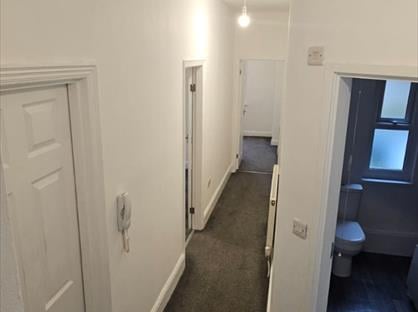 2 Bed Flat, Lawn Road, DN1