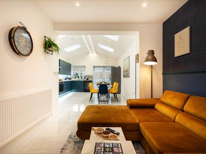 4 Bed Semi-Detached House, Purley Road, LE4