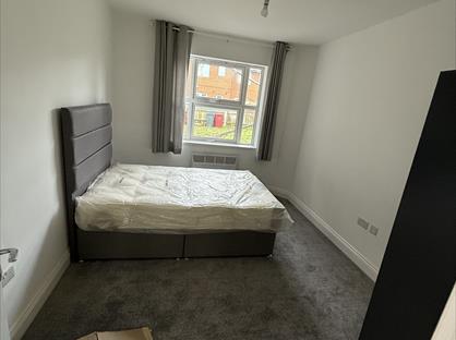 Room in a Shared House, Western Elms Avenue, RG30