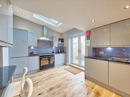 Room in a Shared House, Garratt Lane, SW17