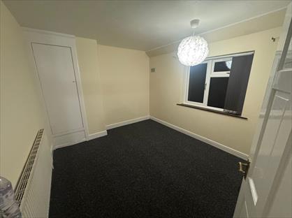 3 Bed Terraced House, Minterne Waye, UB4