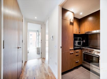 1 Bed Flat, New Providence Wharf, E14