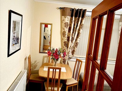 3 Bed Flat, Calder Road, EH11