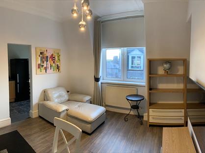 1 Bed Flat, Hollybank Place, AB11