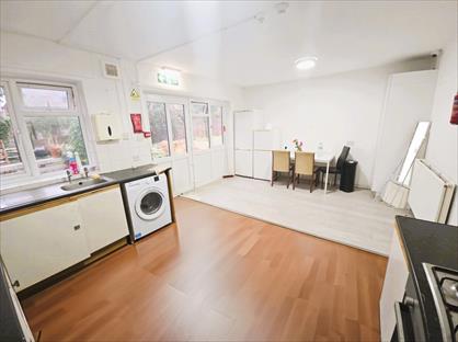 8 Bed Terraced House, Pell Street, RG1