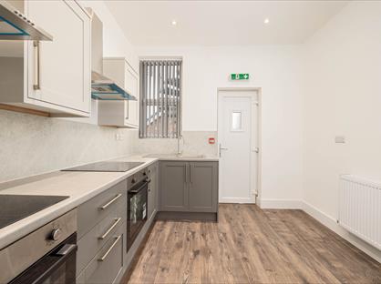 Room in a Shared House, Cook Street, CH65