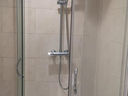 2 Bed Flat, Woodhouse Street, LS6