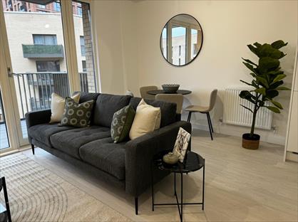 2 Bed Flat, Shearwater Drive, NW9