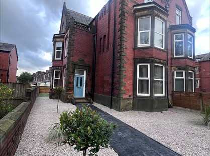 8 bed room for rent in Room in a Shared House, Walmersley Road, BL9