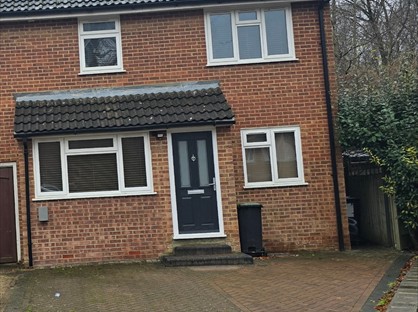 3 Bed Semi-Detached House, Papion Grove, ME5