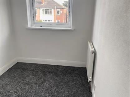 Room in a Shared House, Brander Road, LS9