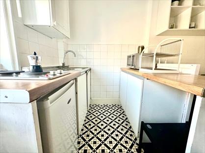 Studio Flat, Sussex Gardens, W2