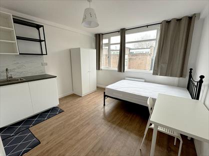 Studio Flat, Coburg Crescent, SW2