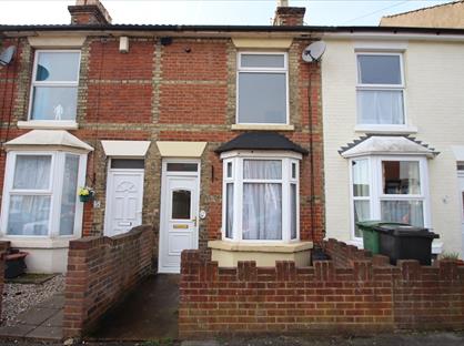 3 Bed Terraced House, Hedley Street, ME14