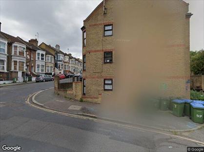 Studio Flat, Floyd Road, SE7