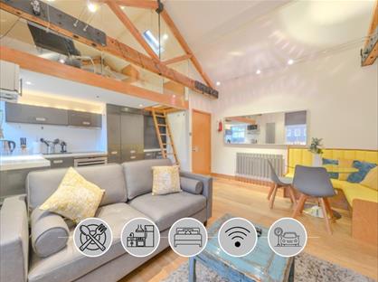 2 Bed Flat, St. Peters Mews, AL1