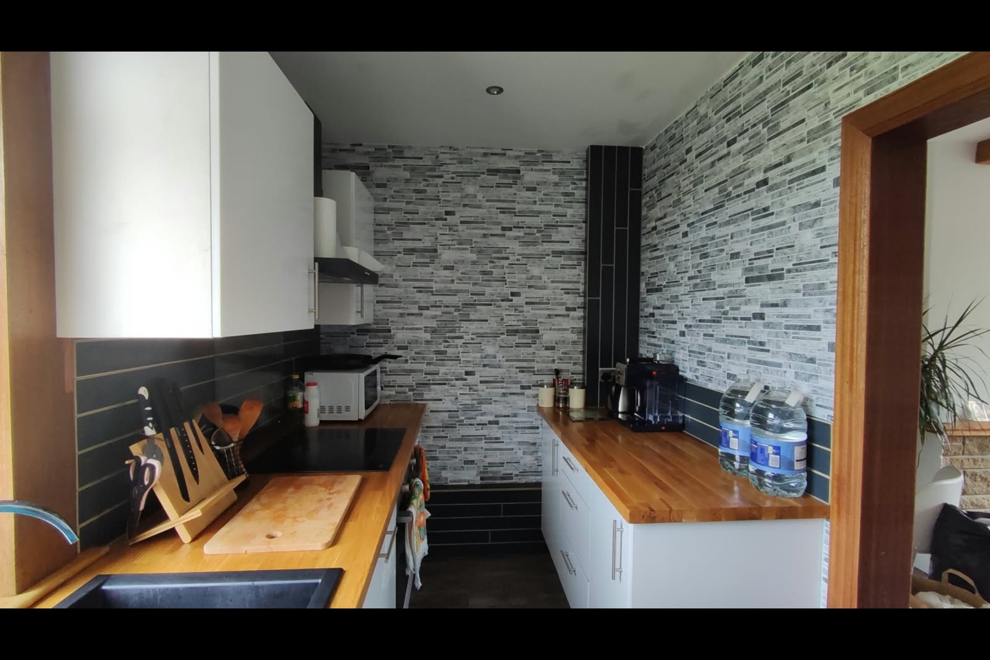 1 Bed Flat, Stenhouse Drive, EH11 photo 3