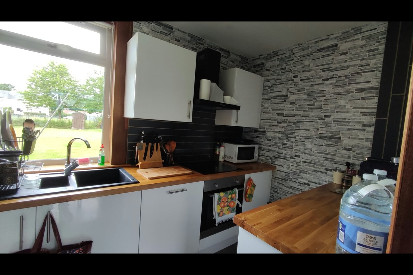 1 Bed Flat, Stenhouse Drive, EH11 photo 4